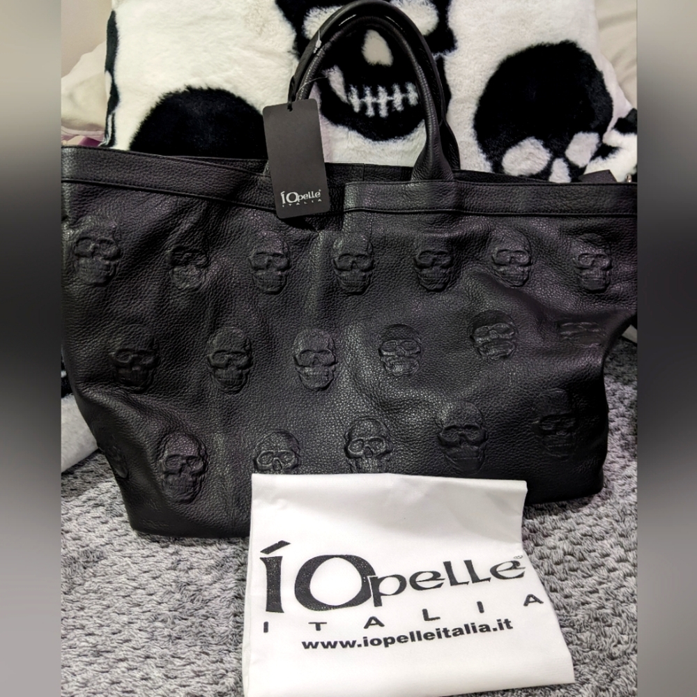 IOpelle Italia Skulls Tote